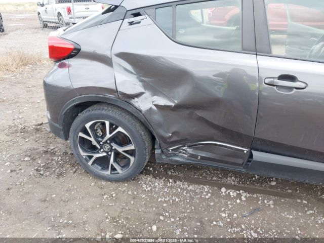 JTNKHMBX6K1055144 Toyota C-HR XLE