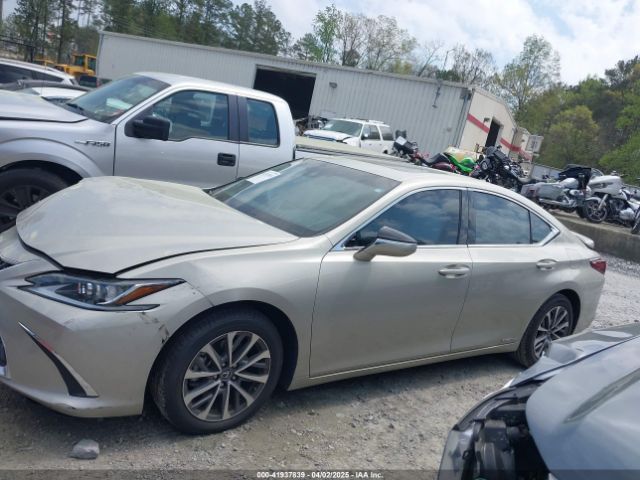 58ADA1C13NU013371 Lexus ES 300H