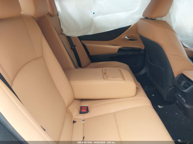 58ADA1C13NU013371 Lexus ES 300H