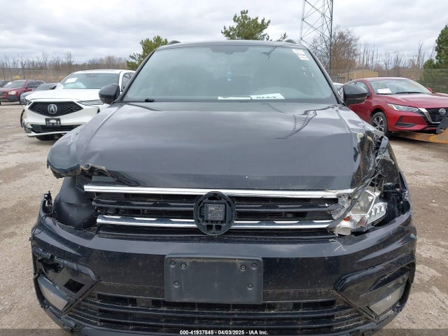 3VV2B7AX2KM187217 Volkswagen Tiguan