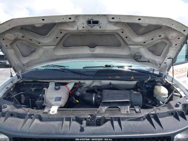 1GCSGAFX6E1157757 Chevrolet Express 1500 Work Van