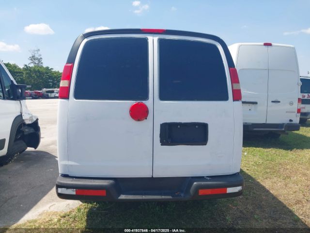 1GCSGAFX6E1157757 Chevrolet Express 1500 Work Van