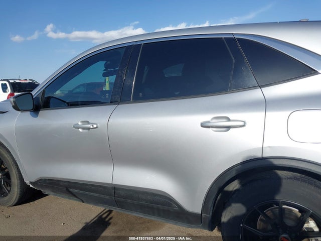 1FMCU0G65LUC05639 Ford ESCAPE SE
