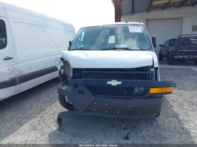 1GCWGBFP4N1218398 Chevrolet Express Cargo Rwd 2500 Extended Wheelbase Wt