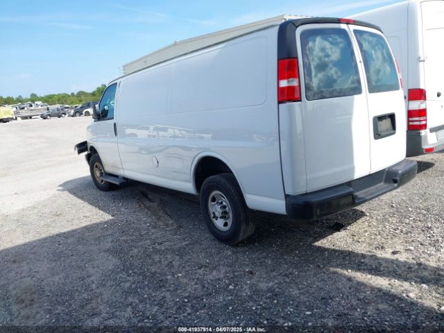 1GCWGBFP4N1218398 Chevrolet Express Cargo Rwd 2500 Extended Wheelbase Wt