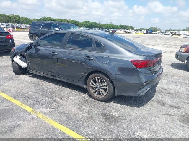3KPF24AD2RE816788 KIA Forte Lxs