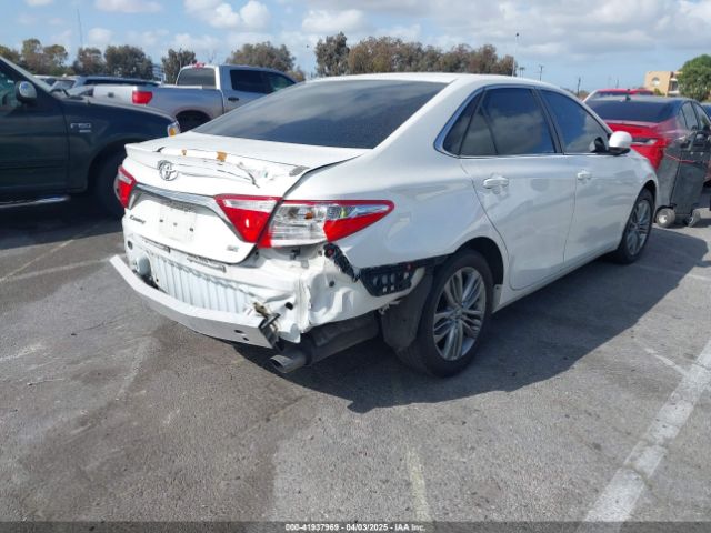 4T1BF1FK2HU279084 Toyota CAMRY SE