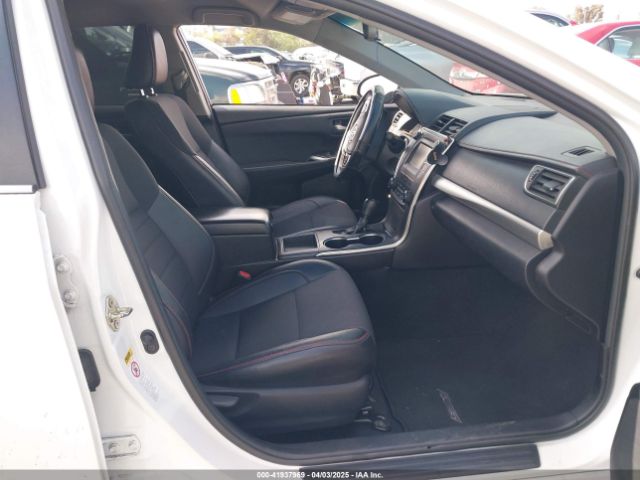 4T1BF1FK2HU279084 Toyota CAMRY SE