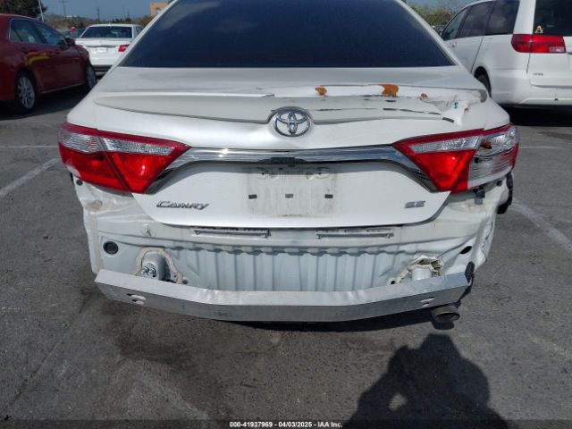 4T1BF1FK2HU279084 Toyota CAMRY SE
