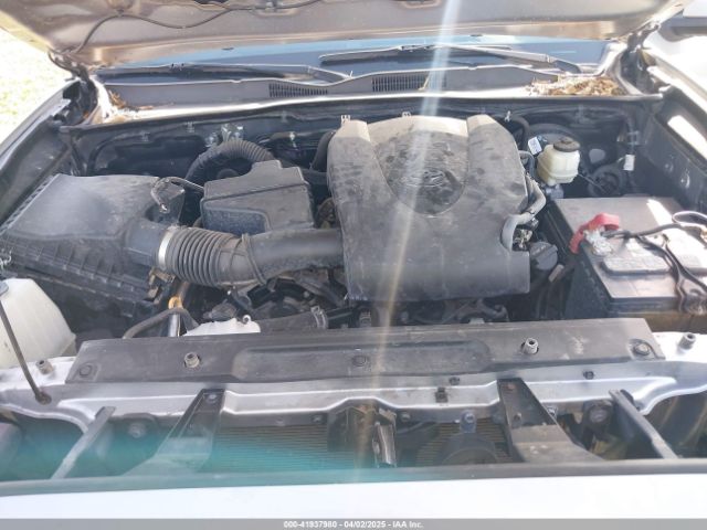 5TFCZ5AN9MX273655 Toyota Tacoma Sr5 V6