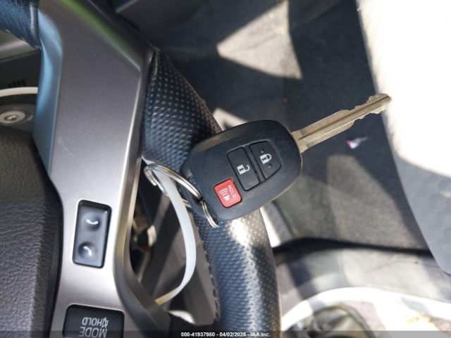 5TFCZ5AN9MX273655 Toyota Tacoma Sr5 V6