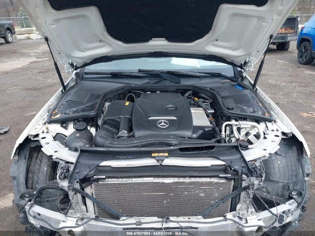 WDDWJ4KB5JF729208 Mercedes-Benz C 300 4matic