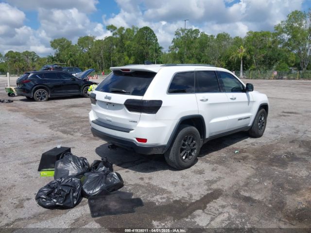 1C4RJEAG0JC275395 Jeep Grand Cherokee Laredo E 4x2