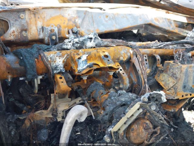 5TFEY5F17KX245187 Toyota Tundra Sr5 5.7l V8