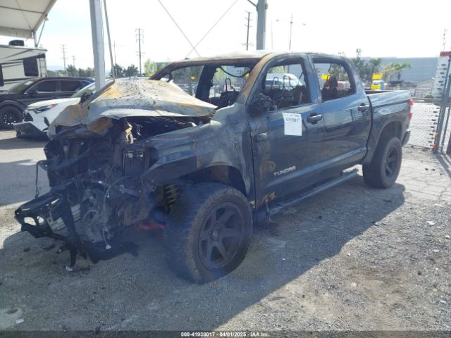 5TFEY5F17KX245187 Toyota Tundra Sr5 5.7l V8