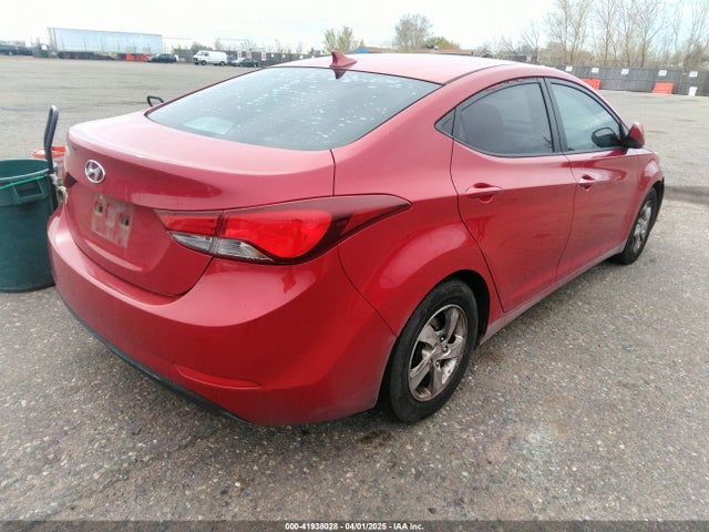 KMHDH4AE5FU223739 Hyundai ELANTRA SE