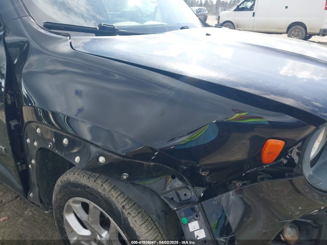 ZACCJABT4FPB18059 Jeep Renegade Latitude