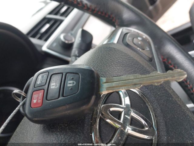 4T1BF1FK4FU044490 Toyota CAMRY SE