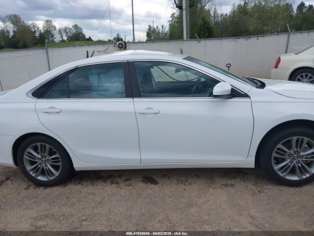4T1BF1FK4FU044490 Toyota CAMRY SE