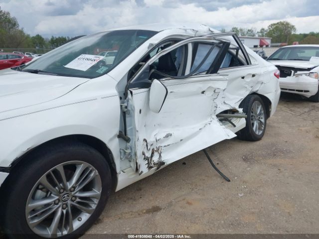 4T1BF1FK4FU044490 Toyota CAMRY SE
