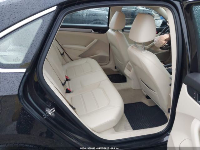 1VWAS7A3XFC090469 Volkswagen Passat 1.8t Limited Edition