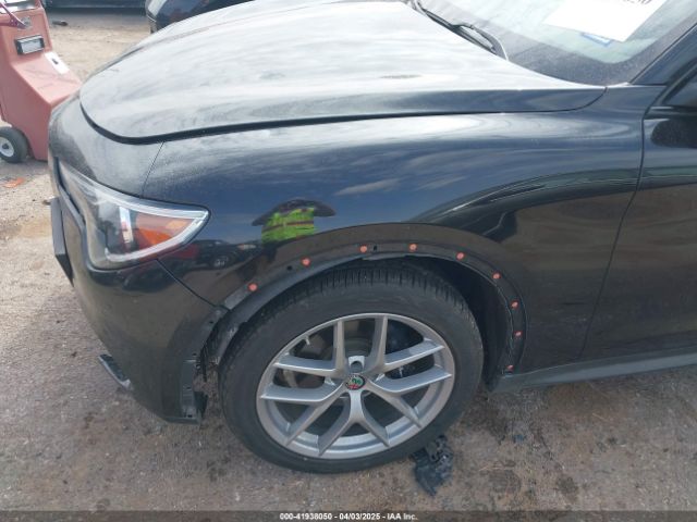 2018 ALFA ROMEO STELVIO ZASFAKPN0J7B71013 Photo 5