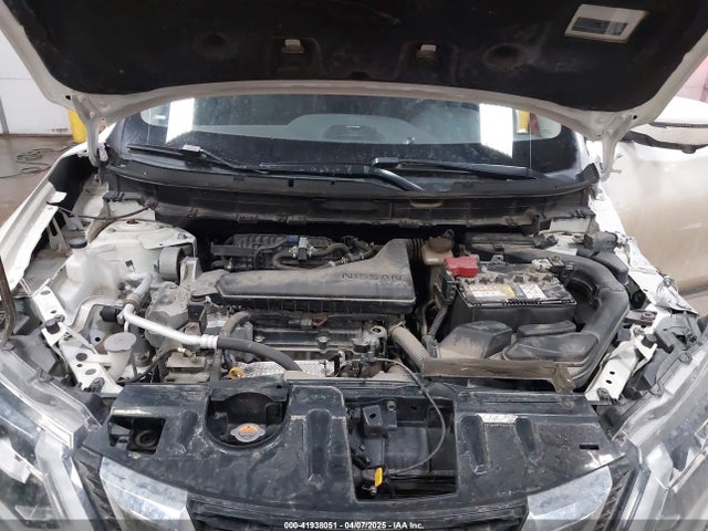 JN8AT2MV9HW022363 Nissan Rogue Sl
