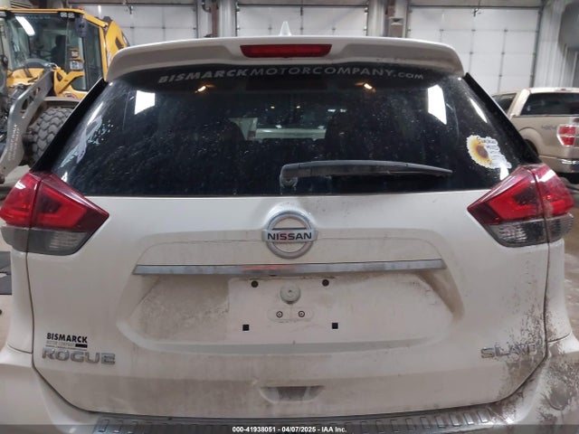 JN8AT2MV9HW022363 Nissan Rogue Sl