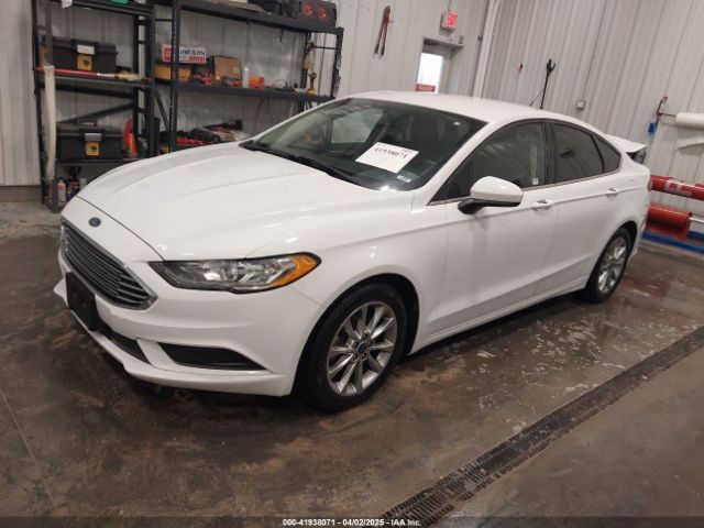 3FA6P0HD3HR367490 Ford FUSION SE