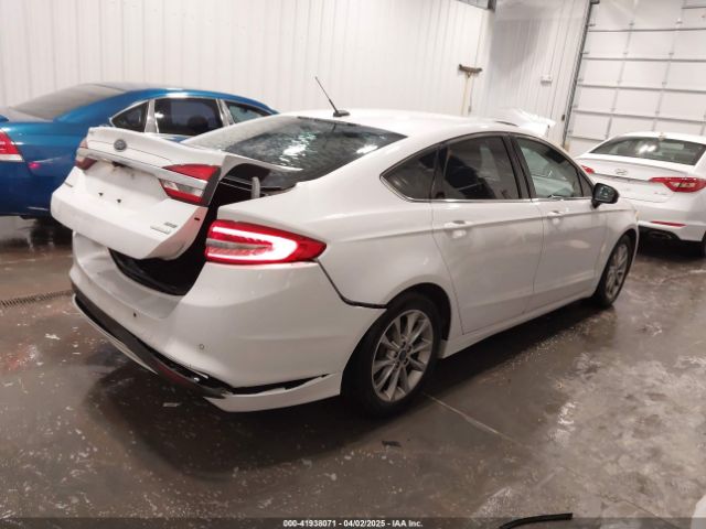 3FA6P0HD3HR367490 Ford FUSION SE