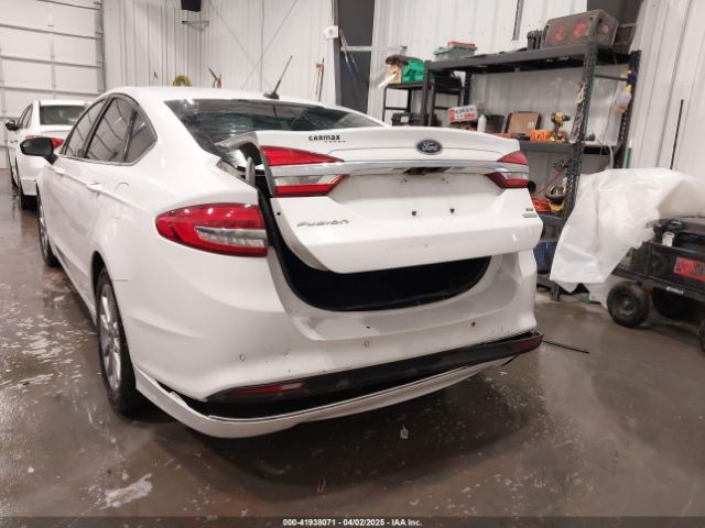 3FA6P0HD3HR367490 Ford FUSION SE