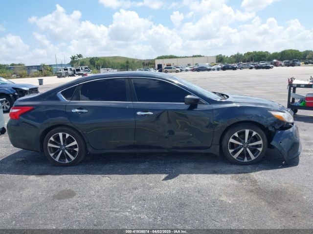1N4AL3AP6HN307167 Nissan Altima 2.5 S