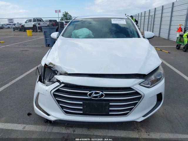 5NPD84LF6JH292677 Hyundai ELANTRA SEL