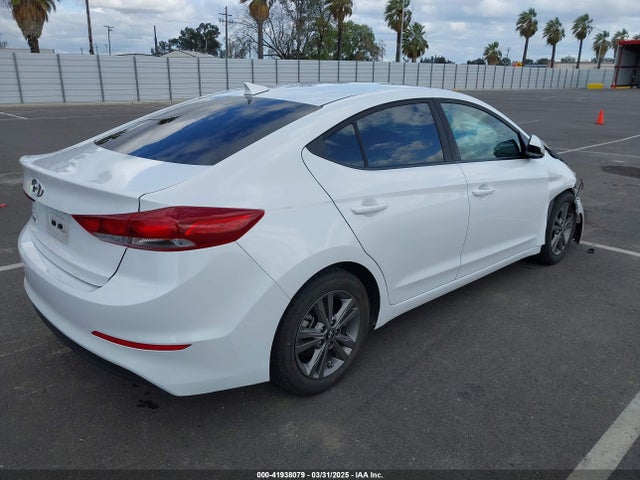 5NPD84LF6JH292677 Hyundai ELANTRA SEL