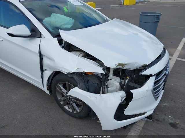 5NPD84LF6JH292677 Hyundai ELANTRA SEL