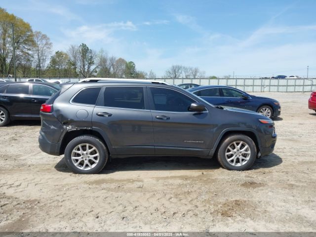 1C4PJMCS4FW794989 Jeep Cherokee Latitude