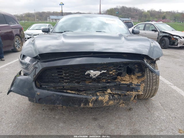 1FA6P8AM8H5280924 Ford Mustang V6