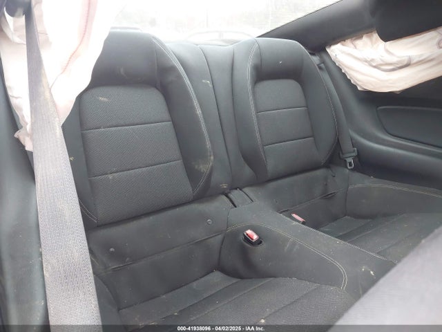 1FA6P8AM8H5280924 Ford Mustang V6