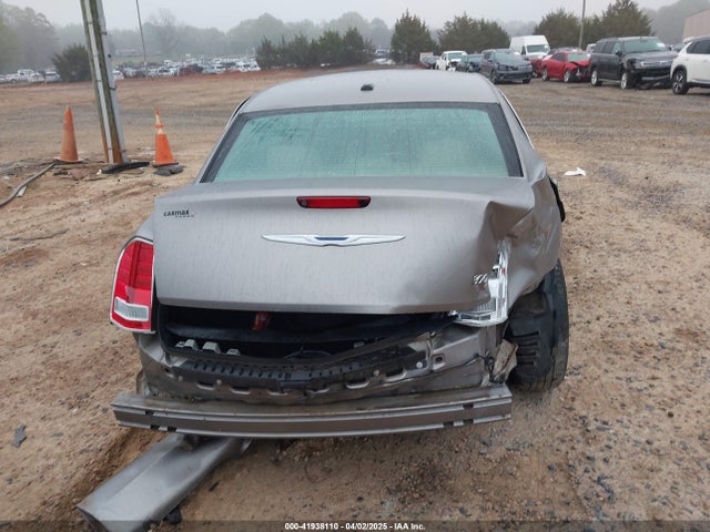 2C3CCAAG5EH200370 Chrysler 300