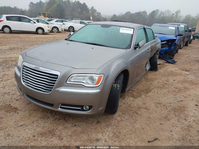 2C3CCAAG5EH200370 Chrysler 300
