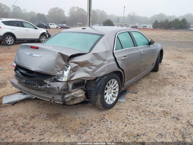 2C3CCAAG5EH200370 Chrysler 300