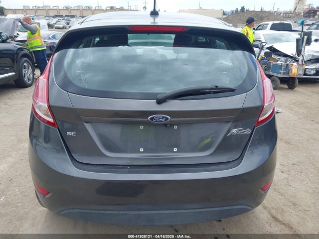 3FADP4EJ7JM127256 Ford FIESTA SE