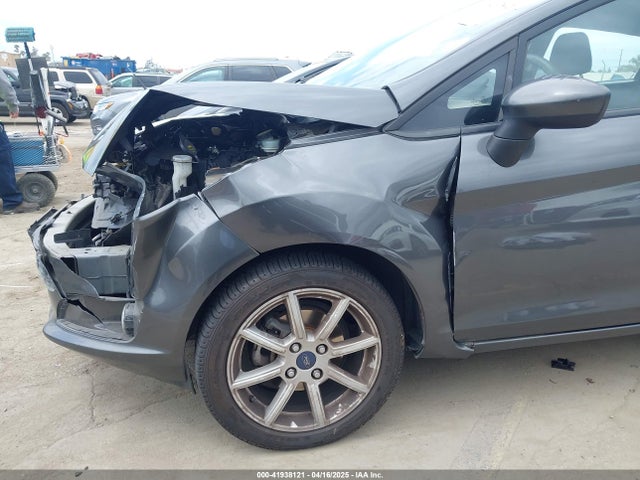 3FADP4EJ7JM127256 Ford FIESTA SE