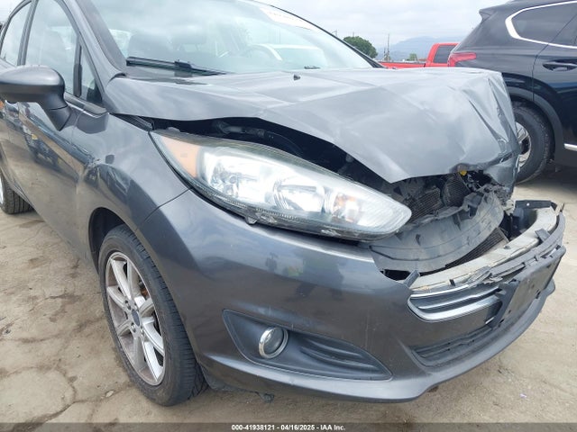 3FADP4EJ7JM127256 Ford FIESTA SE