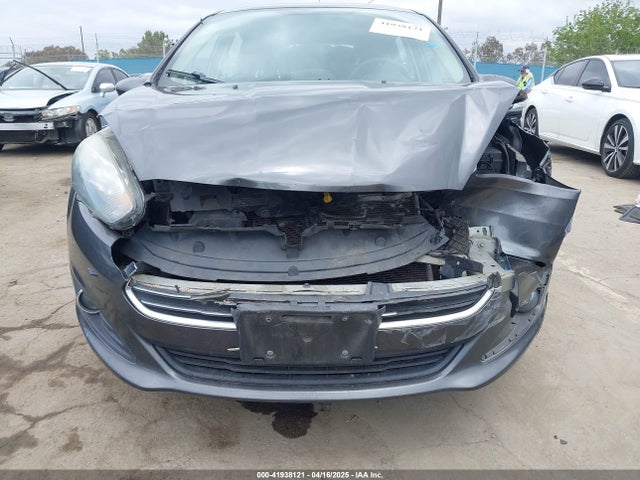 3FADP4EJ7JM127256 Ford FIESTA SE