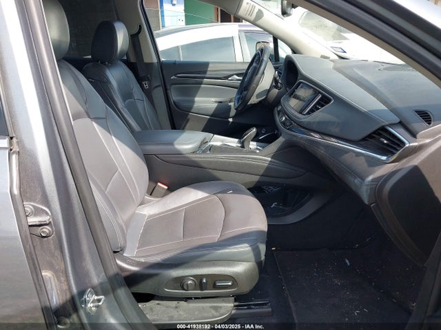 5GAERBKW0JJ150986 Buick Enclave Essence