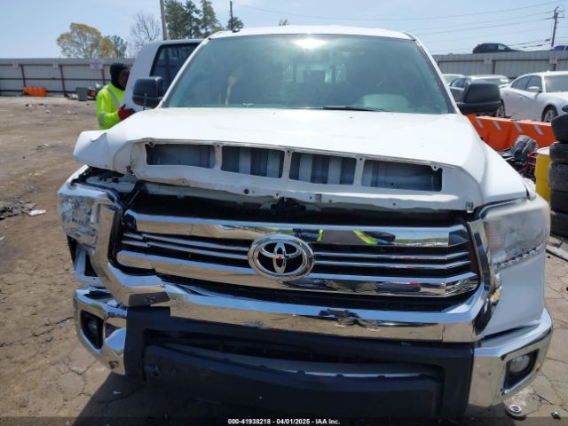 5TFRW5F1XHX218744 Toyota Tundra Sr5 5.7l V8