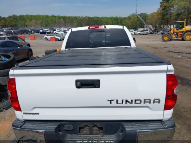 5TFRW5F1XHX218744 Toyota Tundra Sr5 5.7l V8