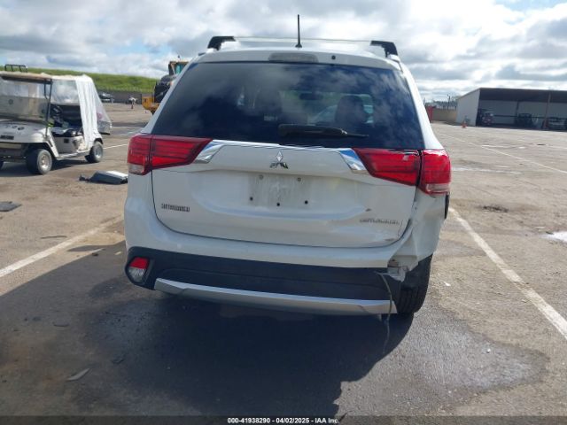JA4AZ3A38GZ039178 Mitsubishi Outlander Es