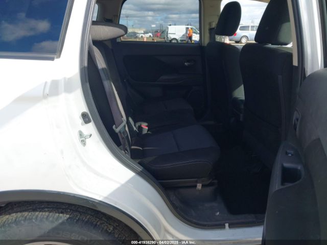 JA4AZ3A38GZ039178 Mitsubishi Outlander Es